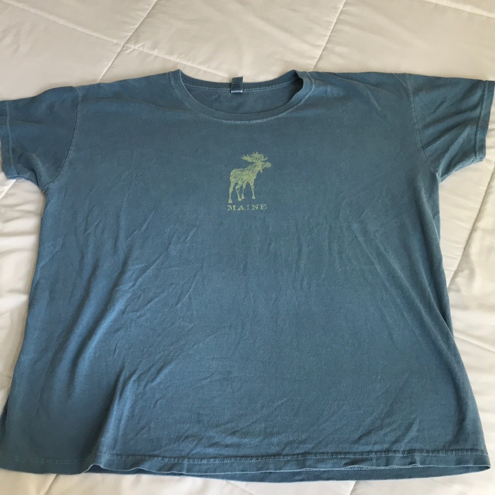 maine medium women’s t shirt